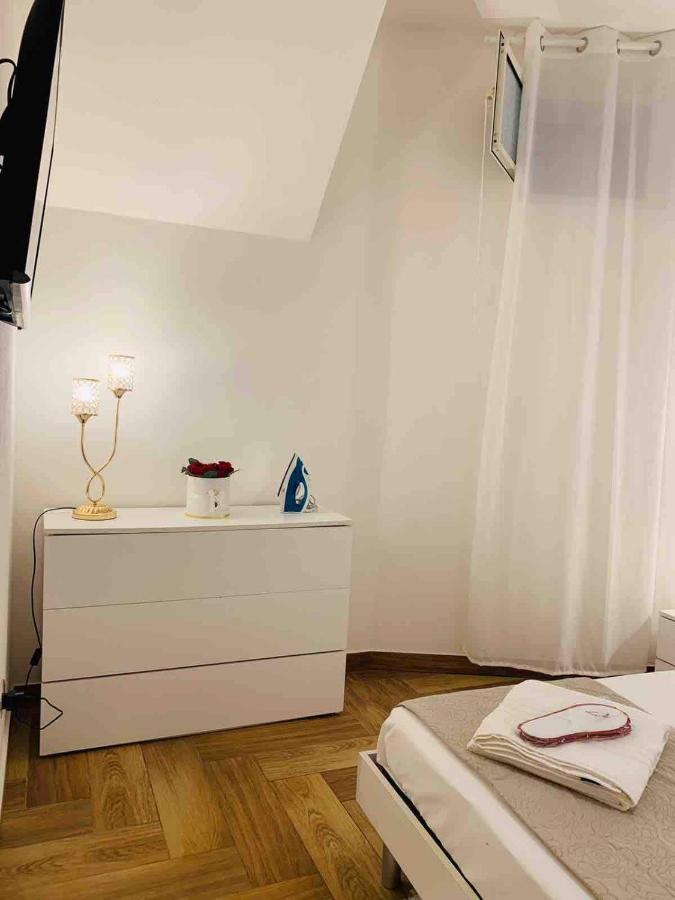 Dimora Napoli Centrale Apartment Екстериор снимка